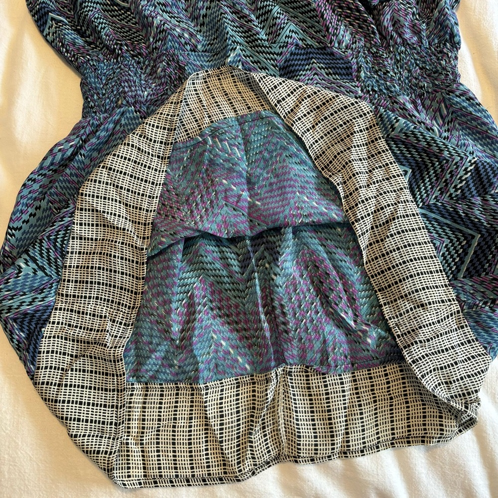 Tolani Silk Dress 👒 - Picture 4 of 7